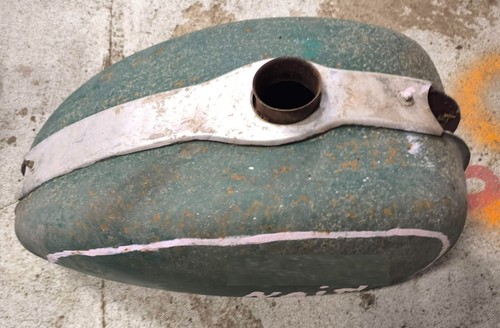 Réservoir essence monet - *,